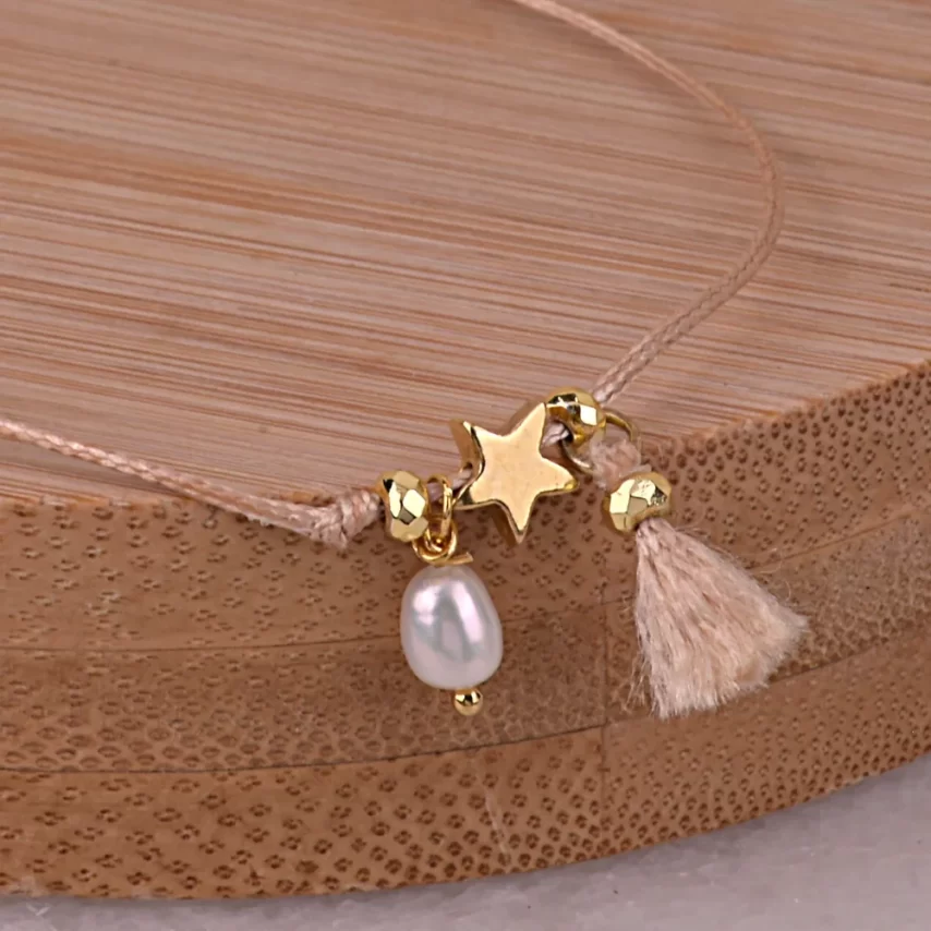 bransoletka minimalistyczna z perłą i chwostem
